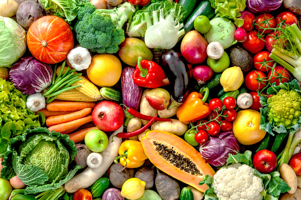 Ovocie obsahuje veľké množstvo antioxidantov, zelenina podporuje detoxikáciu pečene